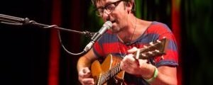 Graham Coxon - Walking All Day chord progression on yallemedia com chord hub, piano, guitar, ukulele and keyboard