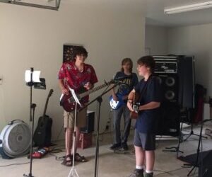 Quickly learn guitar shapes