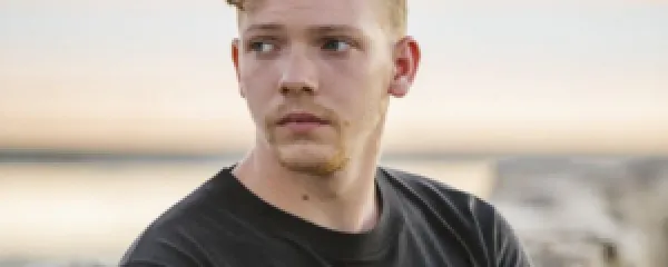 Matt Maeson – Cut Deep Chords on Piano & Ukulele