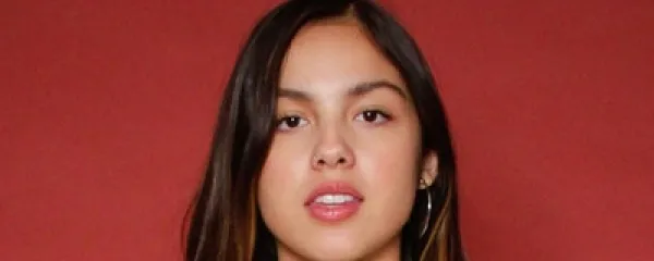 Olivia Rodrigo – Never Do Chords on Piano & Ukulele